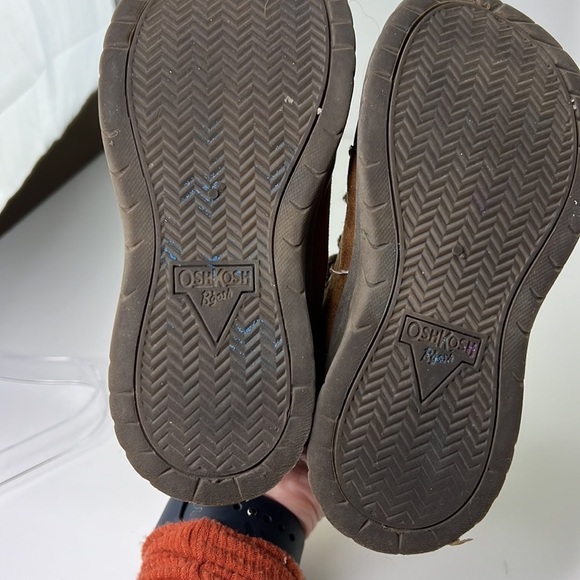 OshKosh B'gosh Kids Brown Booties size 12 - Picture 5 of 7